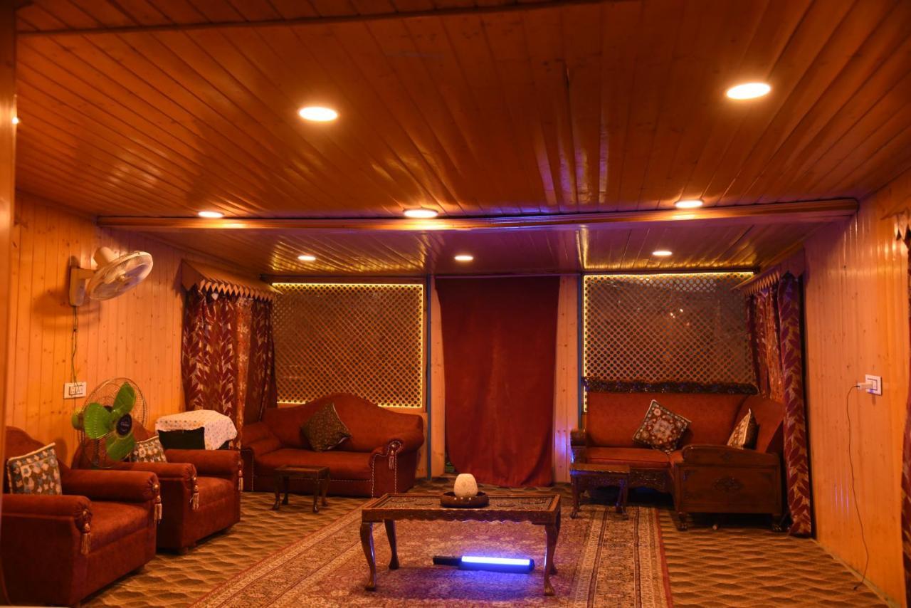 The Heritage Safina Group Of Houseboats Hotell Srīnagar Eksteriør bilde