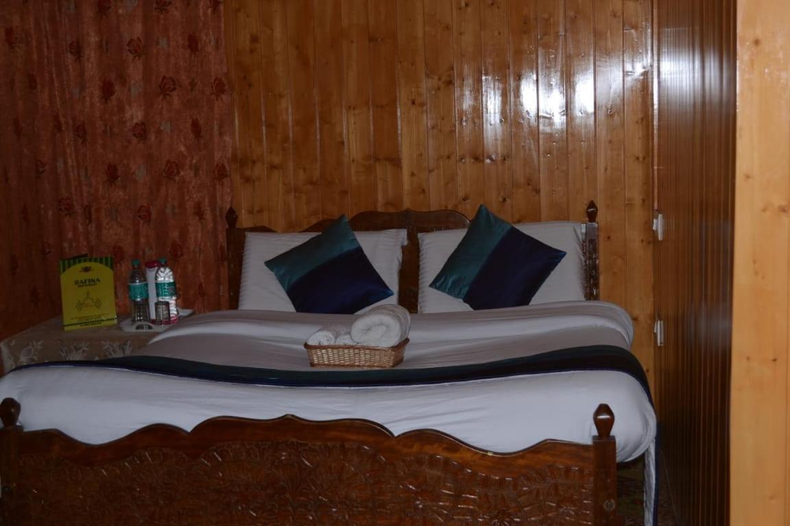 The Heritage Safina Group Of Houseboats Hotell Srīnagar Eksteriør bilde